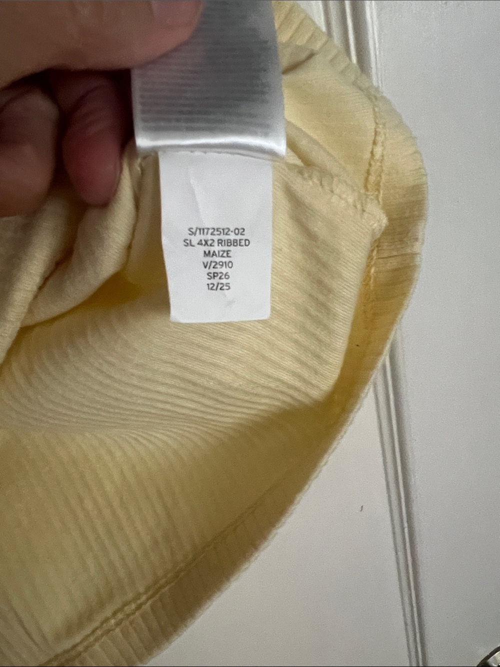 GAP Light Cream Ribbed Tank Top - Picture 3 of 4